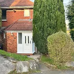 Quiet Single Room Near Queen Elizabeth Hospital And University